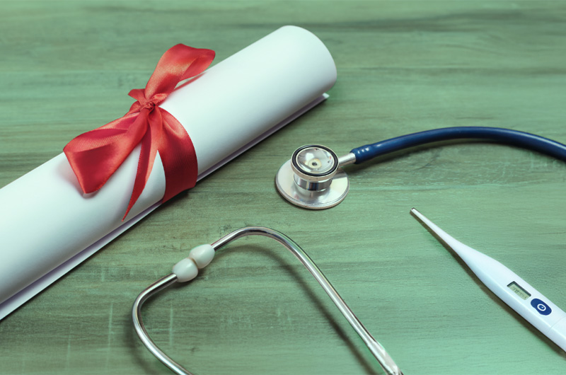 Certificación periódica para médicos
